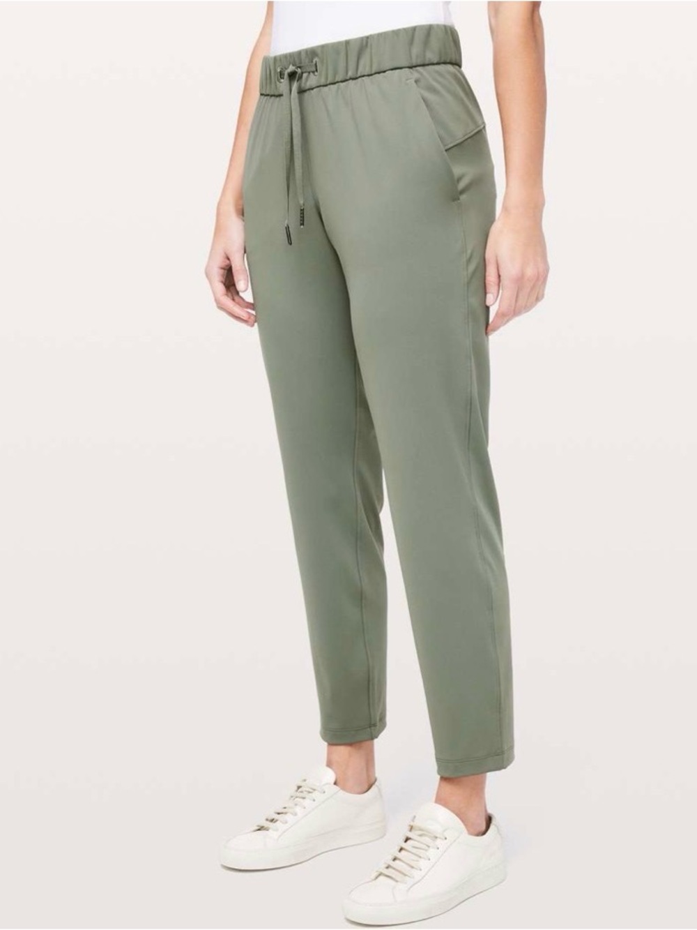 Lululemon On The Fly Pant 27” Size 2 Grey Sage Luxtreme Travel Work Pants